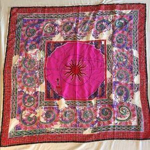 Vintage English essentials 100% silk scarf